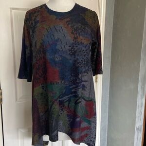 Inoah Art To Wear fine knit sweater in XS but runs larger